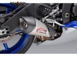 Silencioso AT2 Yoshimura USA. 13630bp521