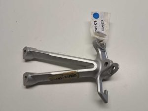 Soporte estribo TRAS DCH Suzuki Gsx-R 1000 2007-2008 C3A0224 43600-21H00