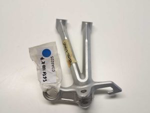 Soporte estribo TRAS IZQ Suzuki Gsx-R 1000 2007-2008 C3A0225 43700-21H00