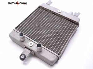 Radiador Suzuki Burgman 125/200 2006-2013 M3A0898