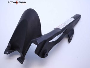 Cubre cadena Suzuki Inazuma Gw 250 2012-2018 P3B0079