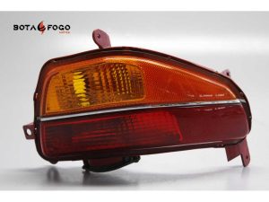 Faro luz freno y intermitencia óptica piloto trasero DCH , muy buen estado general. P3B073