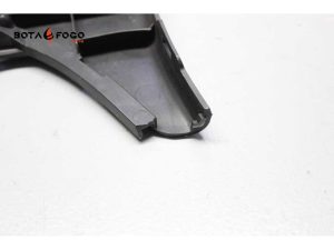 Reposapiés Suzuki Sixteen P3Z089