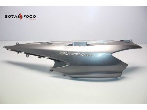 Trasero izq. gris Burgman 400 P4C010