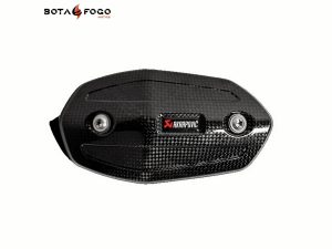 Protector térmico de carbono Akrapovic. p-hsk10so4